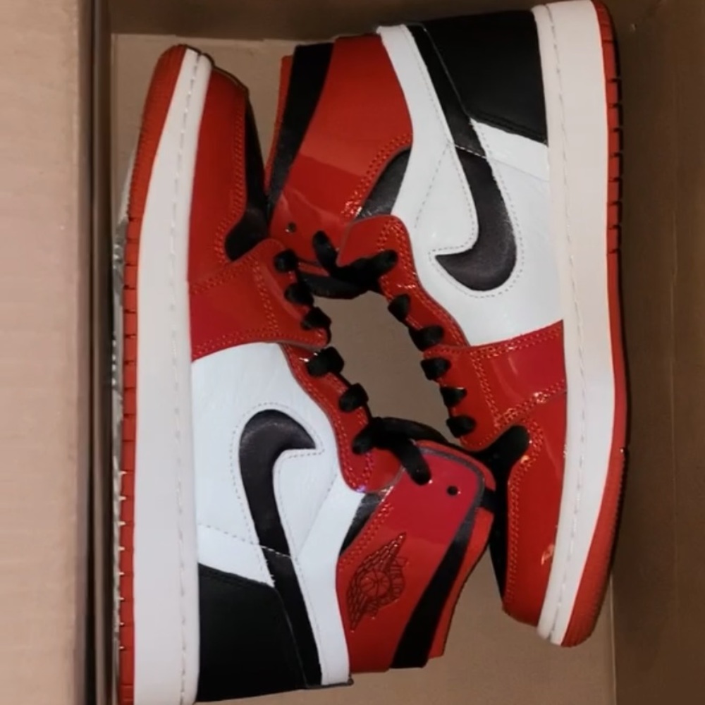 Jordan 1 Chicago highs